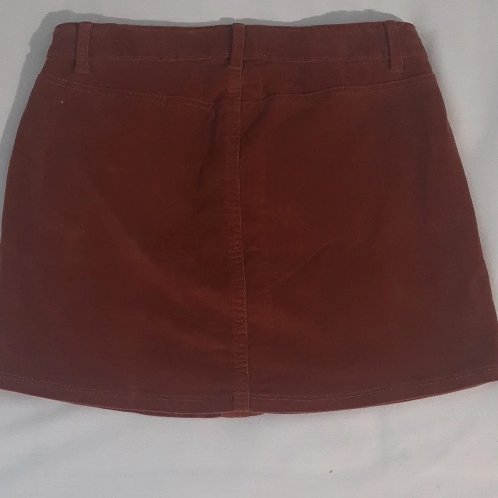 SO Girls Size 16 Corduroy skirt. Burnt‎ Orange, NWOT. Waist sinches to fit.